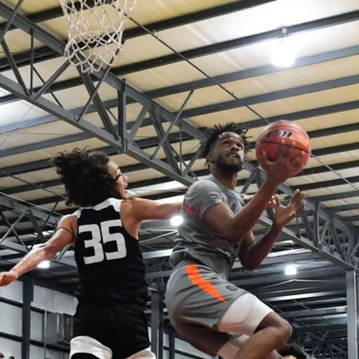 Overtime Elite Dazzles on Offense at SPIRE