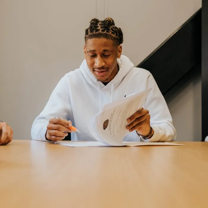 Overtime Elite Kicks Off Signing Week With Trey Parker and Kanaan Carlyle Signings